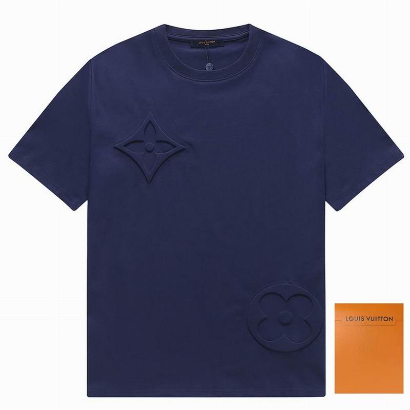 Louis Vuitton Men's T-shirts 229